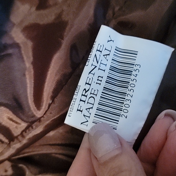 Mitici Anni women's leather jacket. Fitted distressed moto. Size Med. - Picture 6 of 6